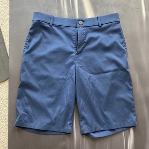 Nike Men’s Golf shorts size Medium
